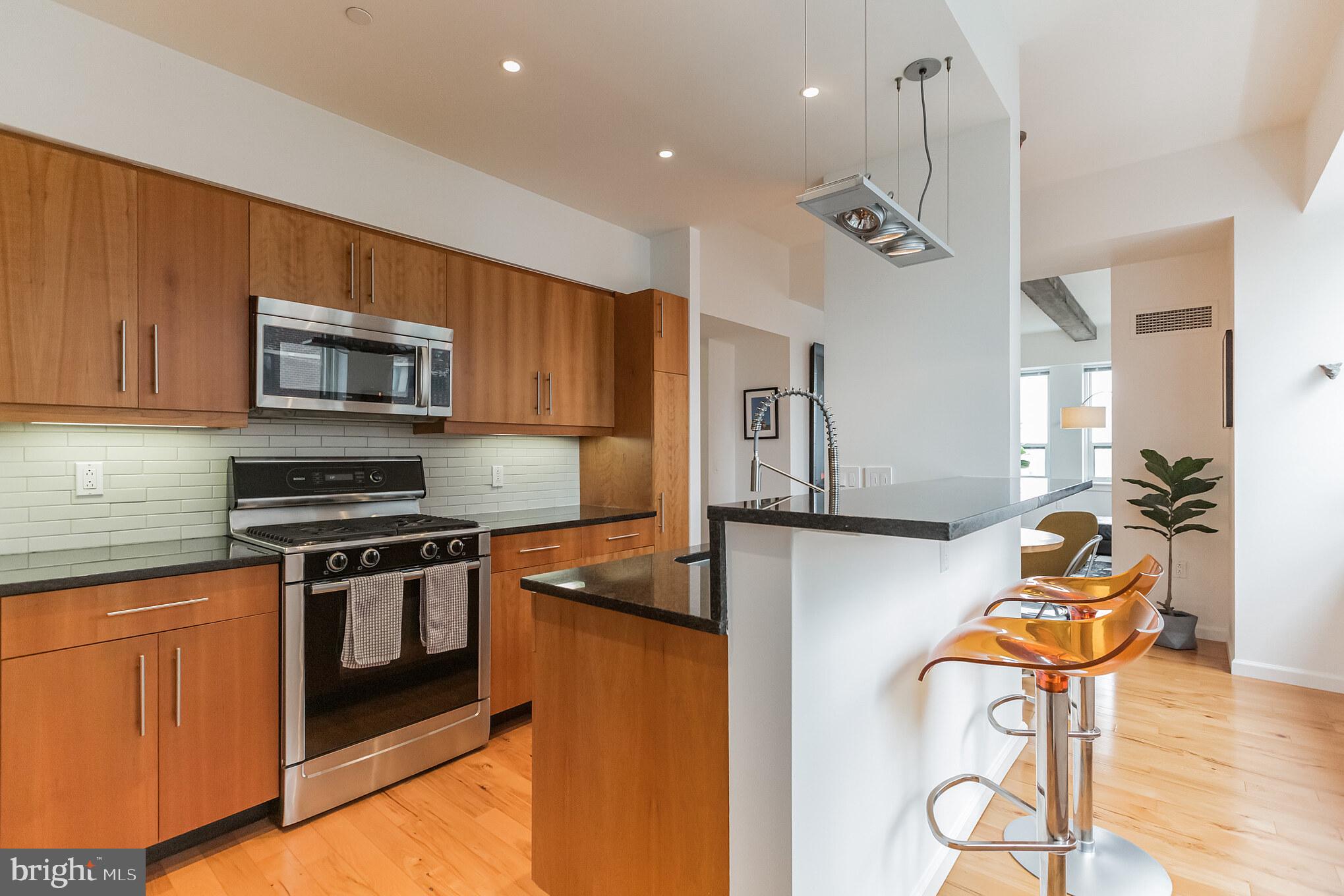 1425 Locust Street, Unit 23B Philadelphia, PA 19102 - Photo 3 of 26