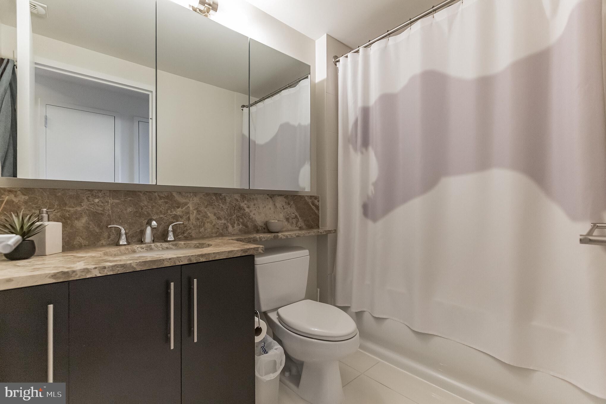 1425 Locust Street, Unit 23B Philadelphia, PA 19102 - Photo 10 of 26