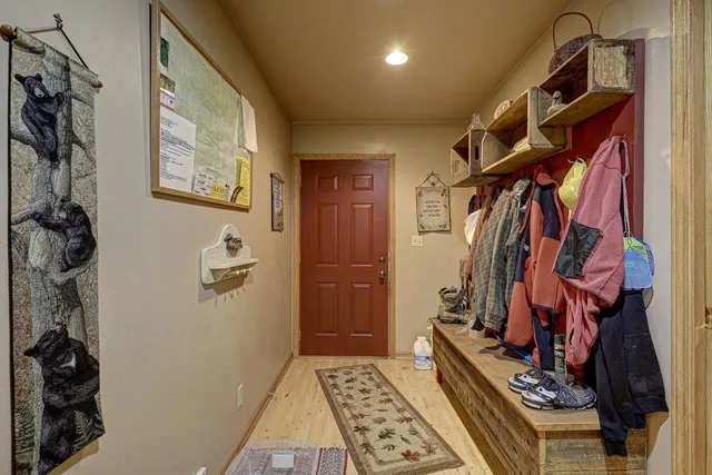 $549,900 | 6883 Little Long Lk Lane, Wabeno, WI 54566