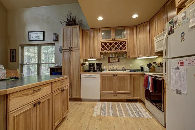 $549,900 | 6883 Little Long Lk Lane, Wabeno, WI 54566