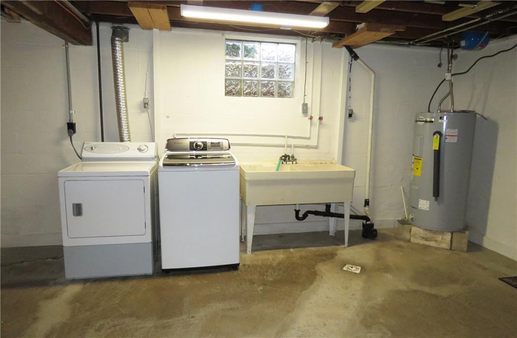 1074 Bushy Run Road Jeannette, PA 15644 - Photo 17 of 21 Gallery Image 17