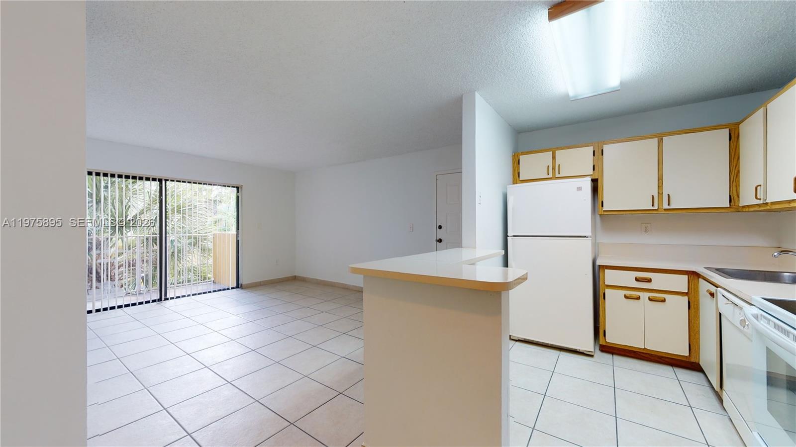 15600 Southwest 80th Street, Unit L202 Miami, FL 33193 - Photo 4 of 18 Photo 4