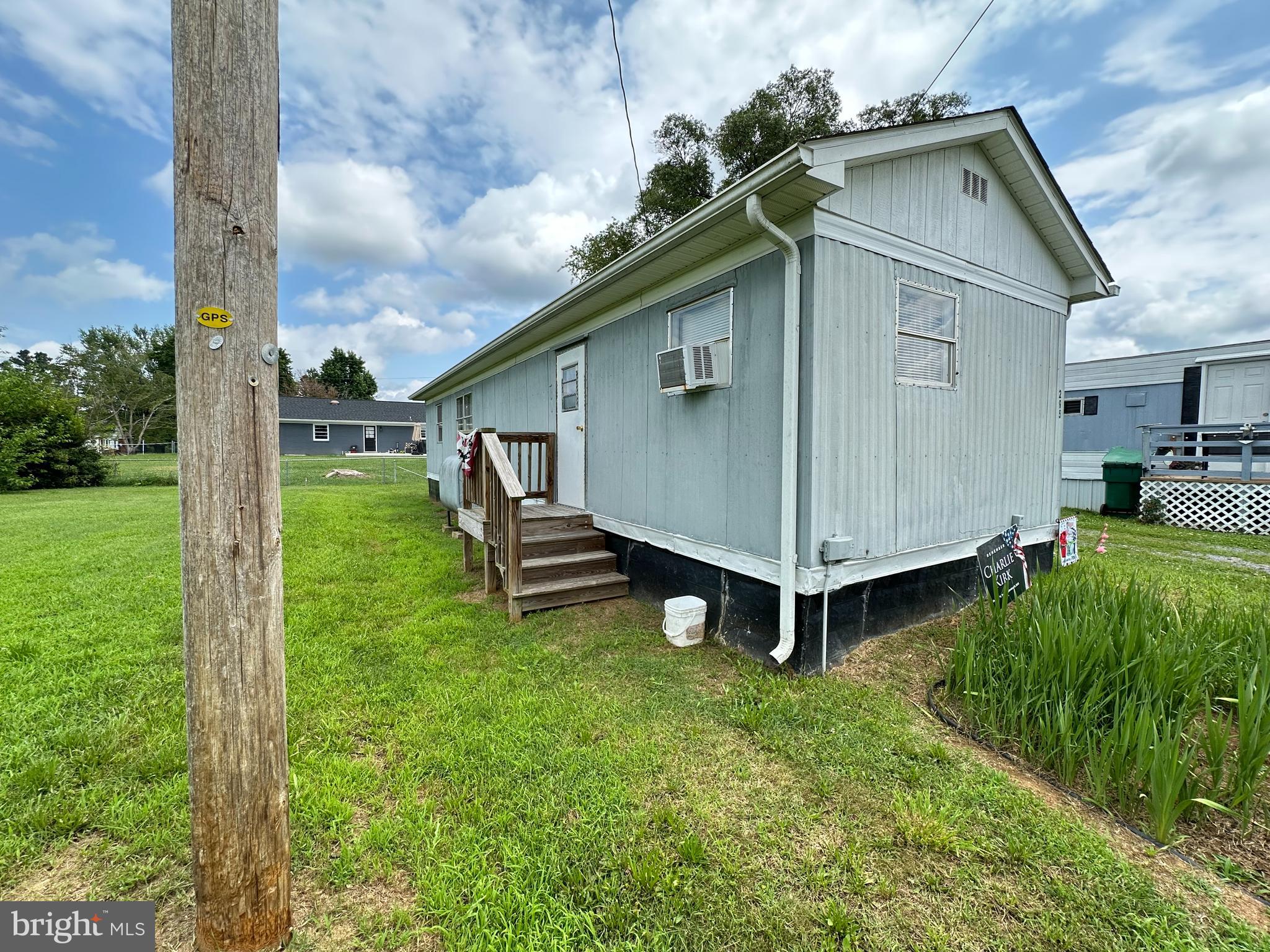 297 Fairview Road Luray, VA 22835 - Photo 2 of 22
