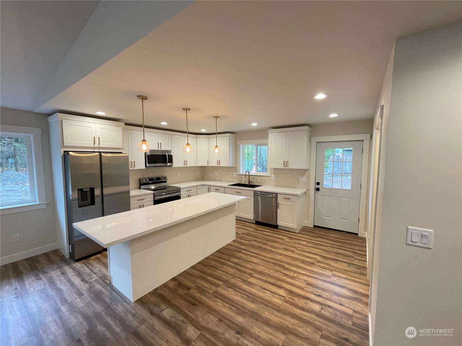 6173 Shamrock Road Maple Falls, WA 98266 - Photo 13 of 14 Gallery Image 13