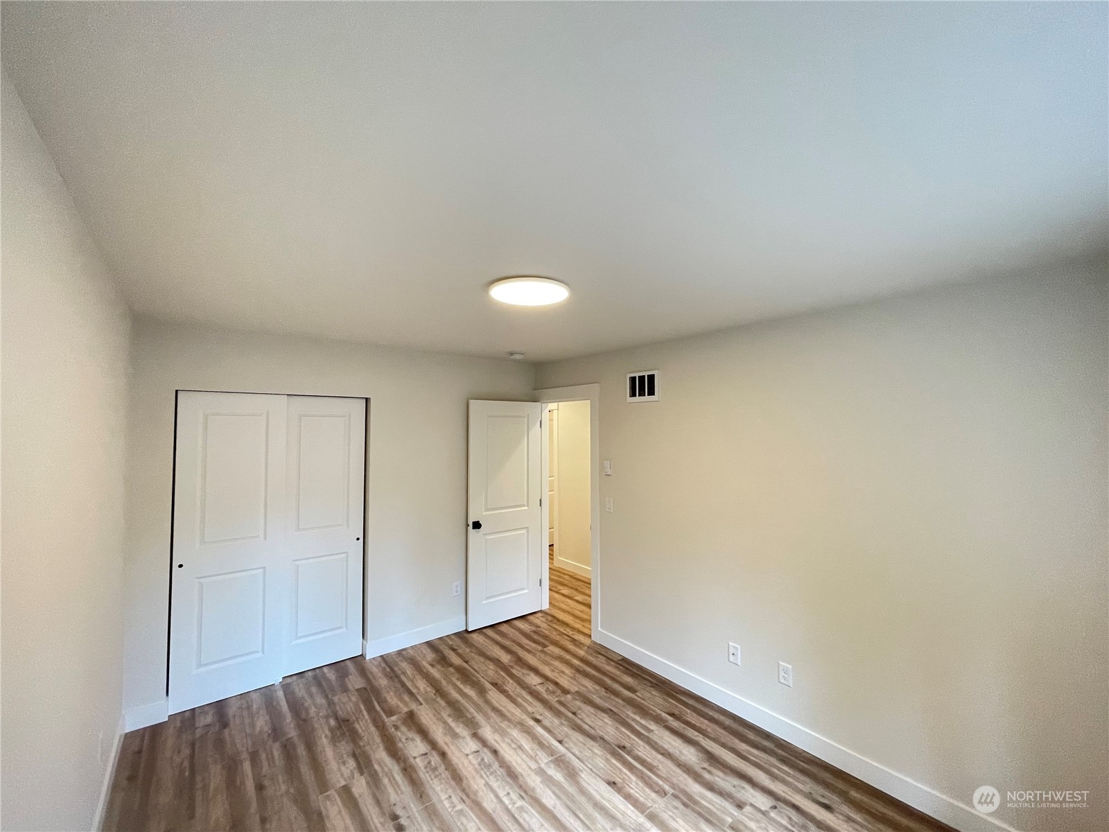 6173 Shamrock Road Maple Falls, WA 98266 - Photo 6 of 14 Gallery Image 6