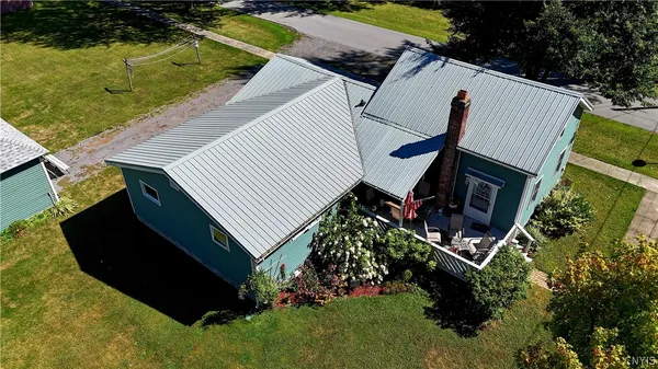 $249,000 | 283 East Joseph Street, Cape Vincent, NY 13618