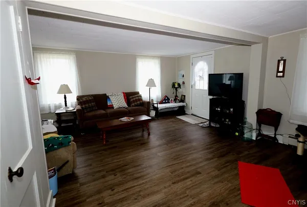 $249,000 | 283 East Joseph Street, Cape Vincent, NY 13618