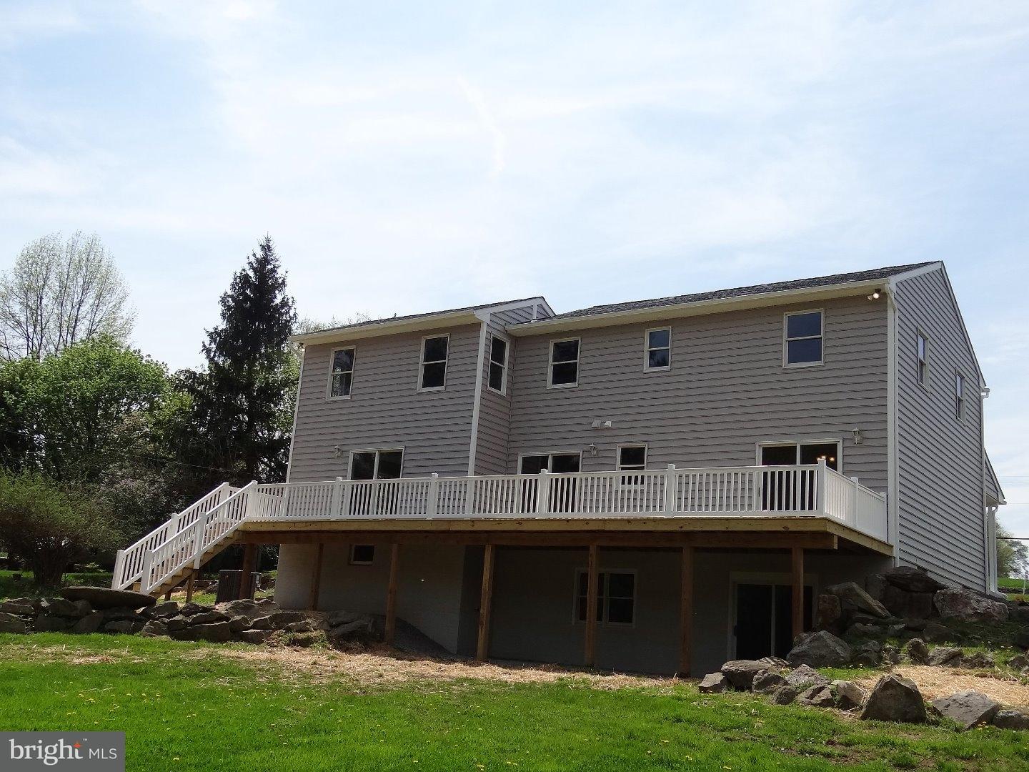 704 North Manor Road Elverson, PA 19520 - Photo 21 of 25 Exterior Back