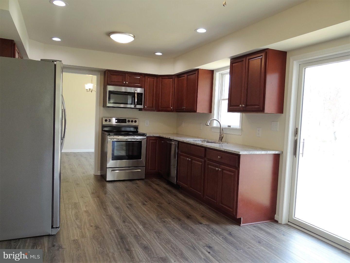 704 North Manor Road Elverson, PA 19520 - Photo 6 of 25 Kitchen