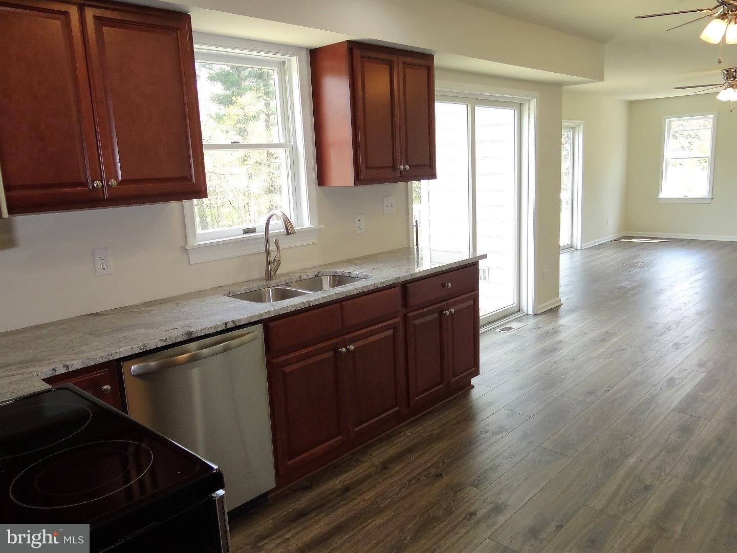 704 North Manor Road Elverson, PA 19520 - Photo 7 of 25 Kitchen
