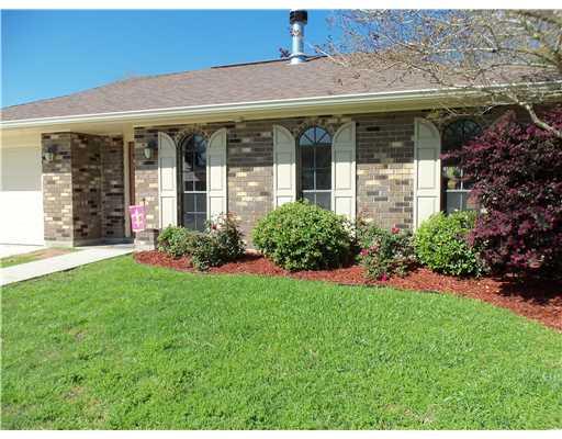 3237 Irish Bend Road Kenner, LA 70065 - Photo 2 of 12 Gallery Image 2