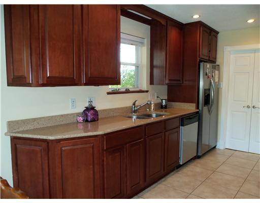 3237 Irish Bend Road Kenner, LA 70065 - Photo 5 of 12 Gallery Image 5