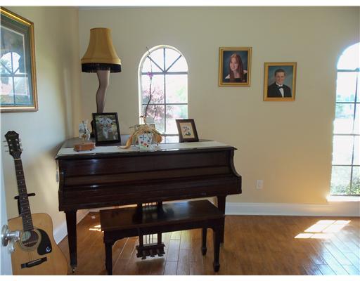 3237 Irish Bend Road Kenner, LA 70065 - Photo 9 of 12 Gallery Image 9