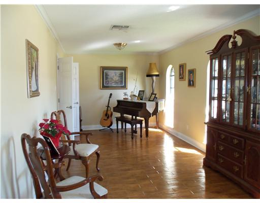 3237 Irish Bend Road Kenner, LA 70065 - Photo 10 of 12 Gallery Image 10