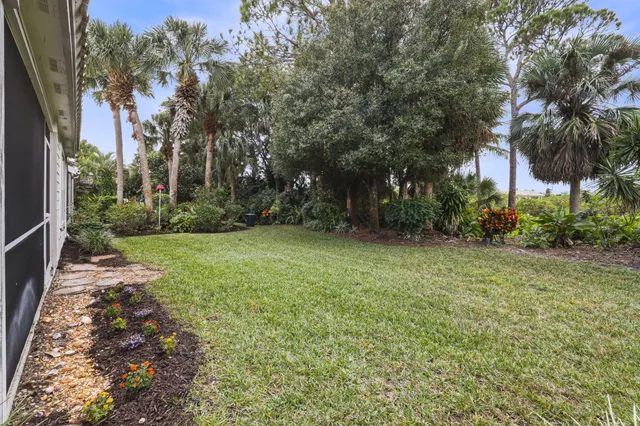 $425,000 | 8958 Southeast Riverfront Terrace, Jupiter, FL 33469