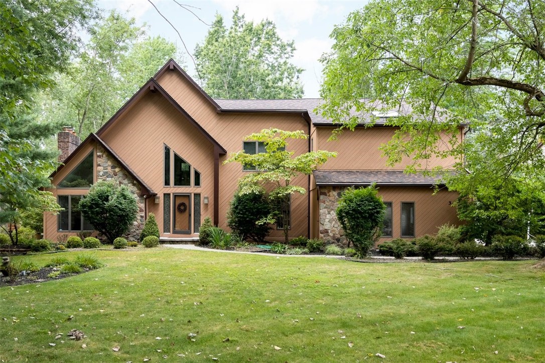 31 Buttonwood Lane Amherst, NY 14051 - Photo 1 of 33 Exterior front