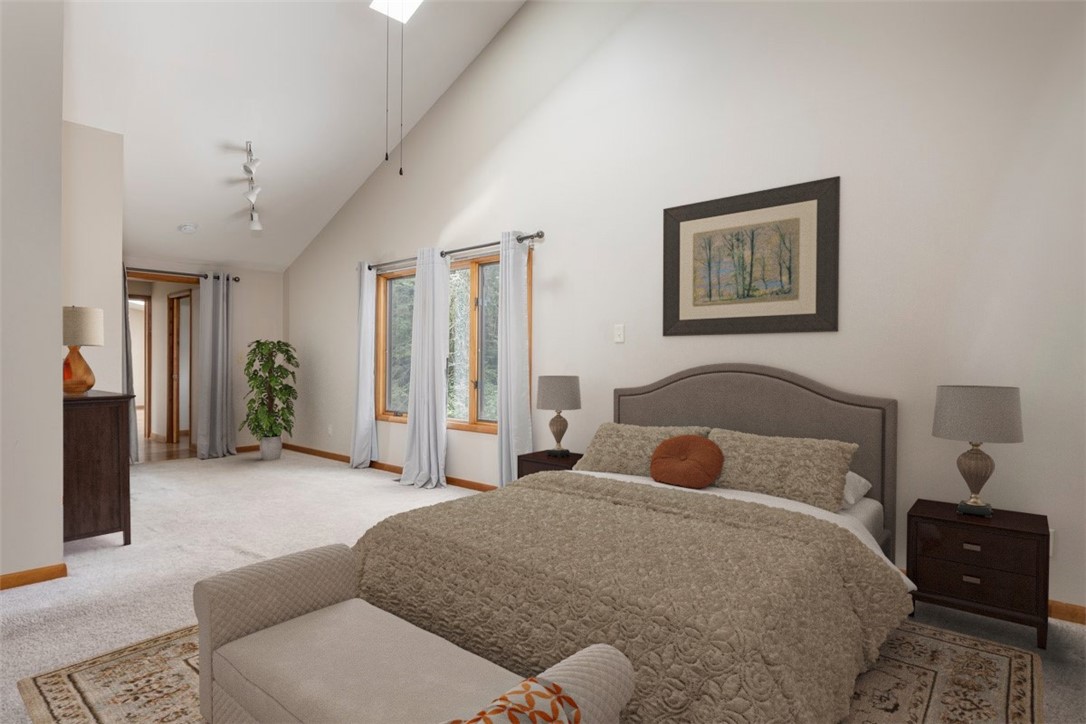 31 Buttonwood Lane Amherst, NY 14051 - Photo 18 of 33 Primary bedroom