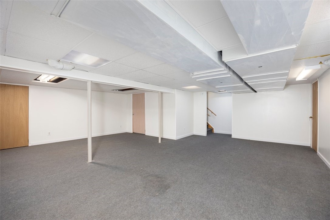 31 Buttonwood Lane Amherst, NY 14051 - Photo 28 of 33 Basement