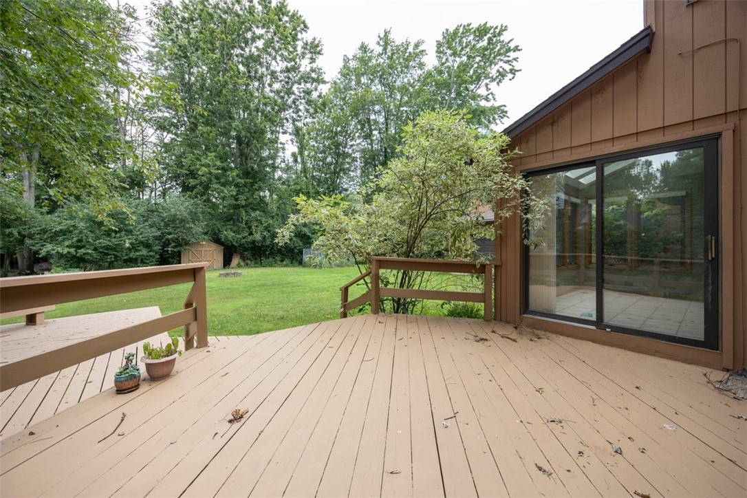 31 Buttonwood Lane Amherst, NY 14051 - Photo 31 of 33 Deck