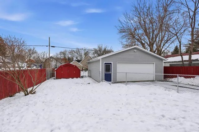 $230,000 | 1015 West Bell Avenue, Appleton, WI 54914