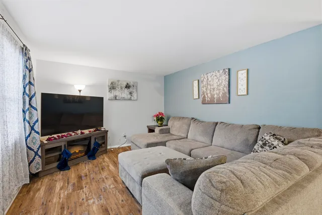 $230,000 | 1015 West Bell Avenue, Appleton, WI 54914