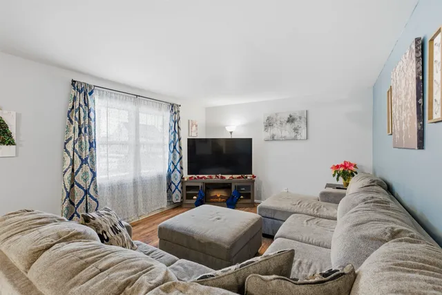 $230,000 | 1015 West Bell Avenue, Appleton, WI 54914