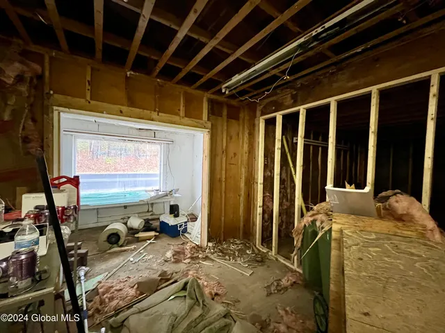 $50,000 | 830 County Rte 49, Argyle, NY 12809