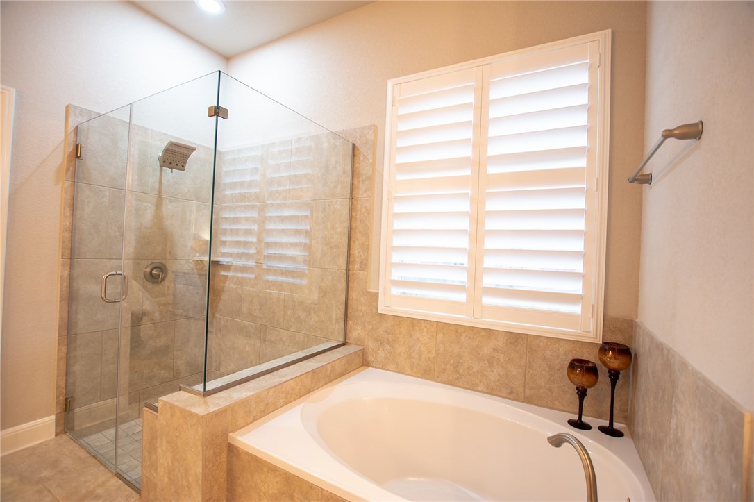 22521 Rock Wren Road Spicewood, TX 78669 - Photo 10 of 38