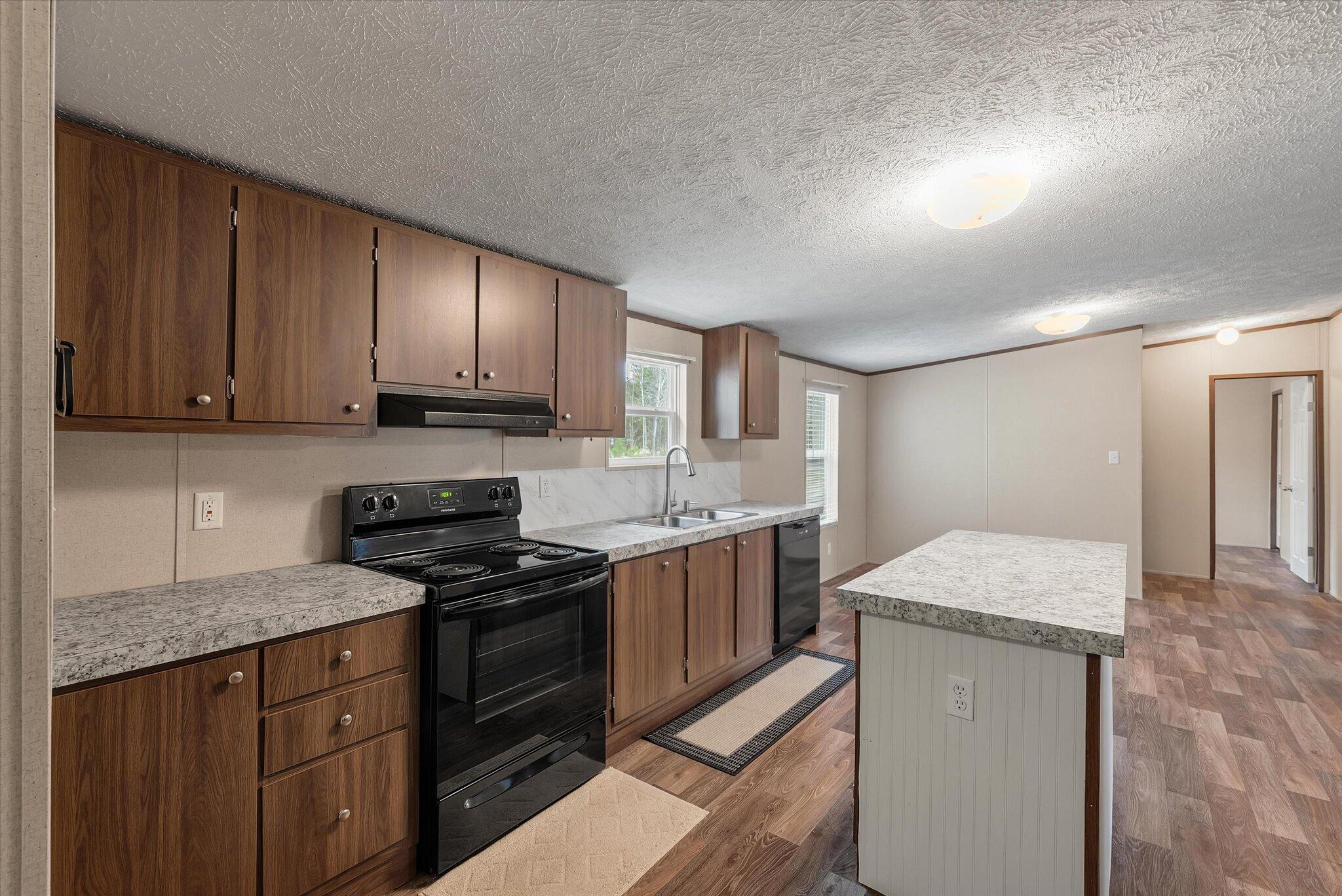 4822 Highway 41 Huger, SC 29450 - Photo 15 of 31 Kitchen