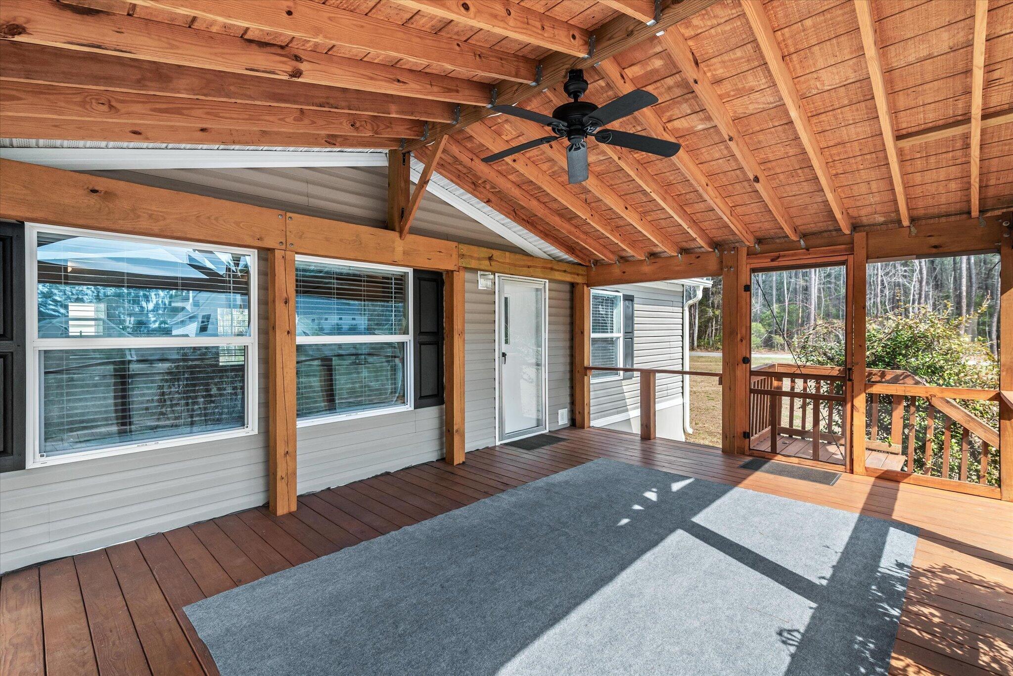 4822 Highway 41 Huger, SC 29450 - Photo 7 of 31 Large Screen Porch