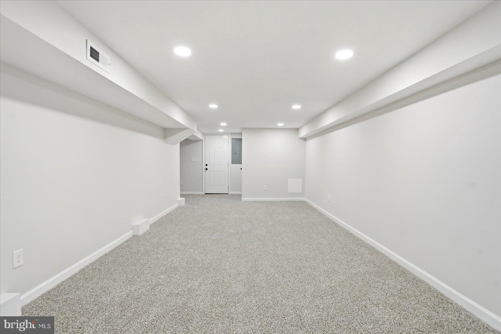 2105 Stringtown Road Sparks Glencoe, MD 21152 - Photo 38 of 57 an empty room with a empty space and windows