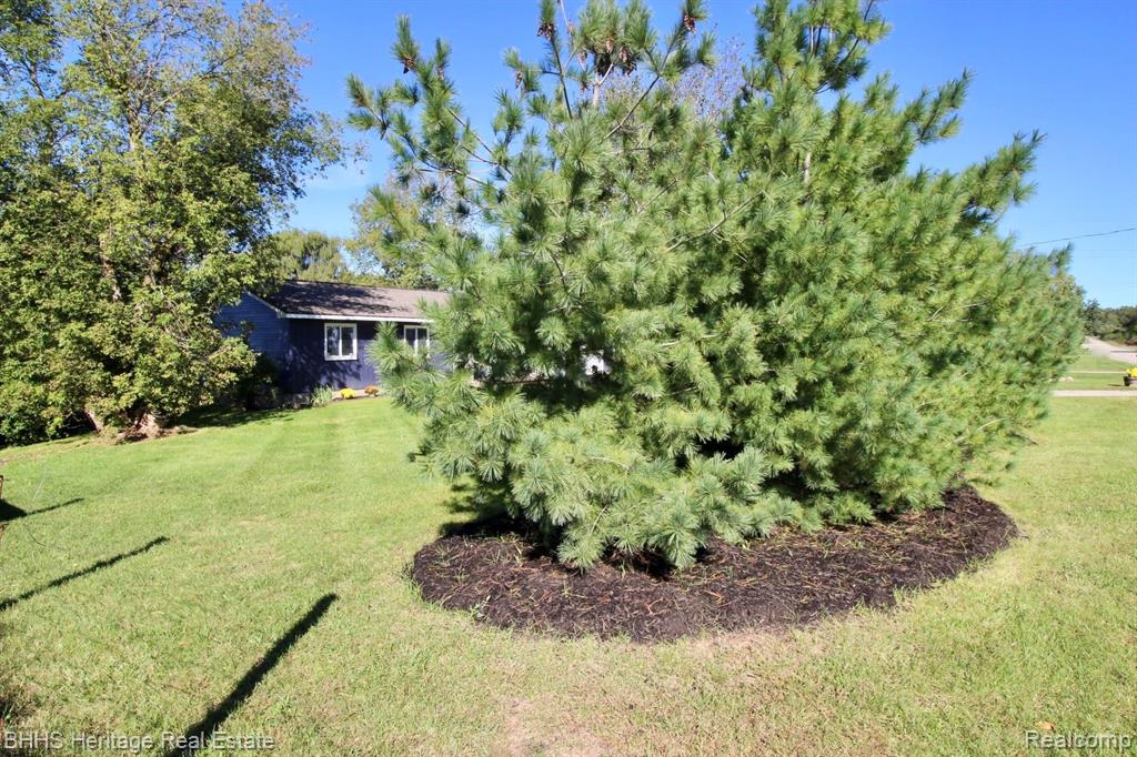 10267 Byron Road Howell, MI 48855 - Photo 22 of 35