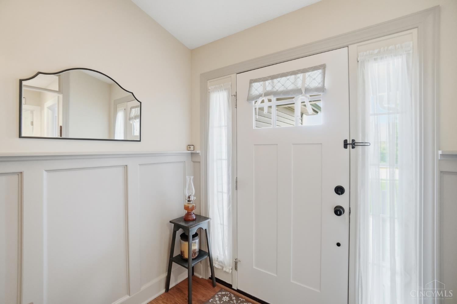 1503 Meadow Ridge Circle Wilmington, OH 45177 - Photo 6 of 65