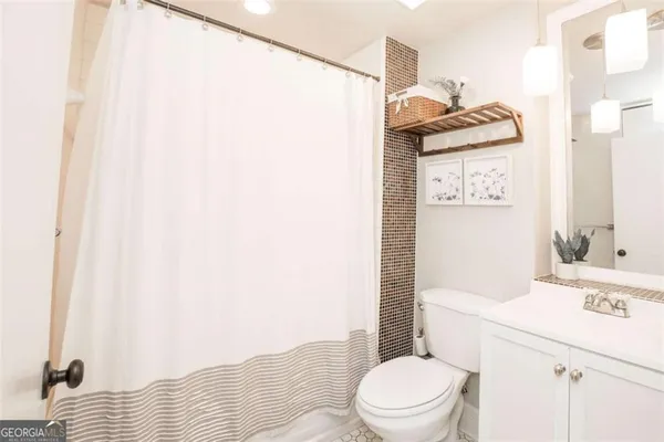 $2,300 | 952 Myrtle Street Northeast, Unit 2, Atlanta, GA 30309