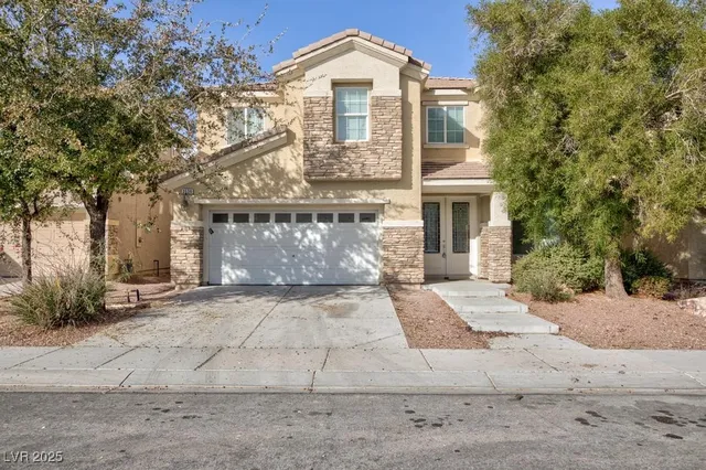 $2,800 | 3536 West Perching Bird Lane, North Las Vegas, NV 89084