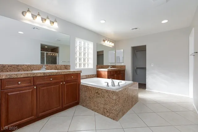 $2,800 | 3536 West Perching Bird Lane, North Las Vegas, NV 89084