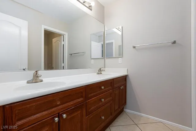 $2,800 | 3536 West Perching Bird Lane, North Las Vegas, NV 89084