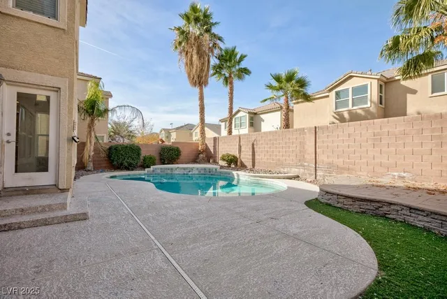 $2,800 | 3536 West Perching Bird Lane, North Las Vegas, NV 89084