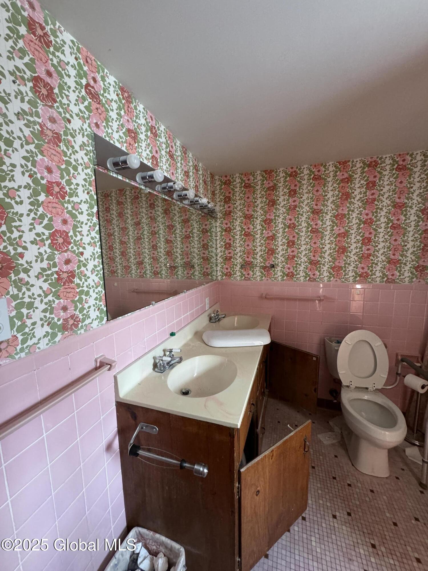 195 Bullock Road New Scotland, NY 12159 - Photo 15 of 51 IMG_9564