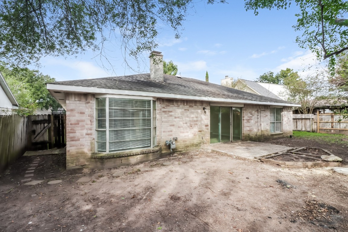 7431 Navidad Road Houston, TX 77083 - Photo 17 of 18