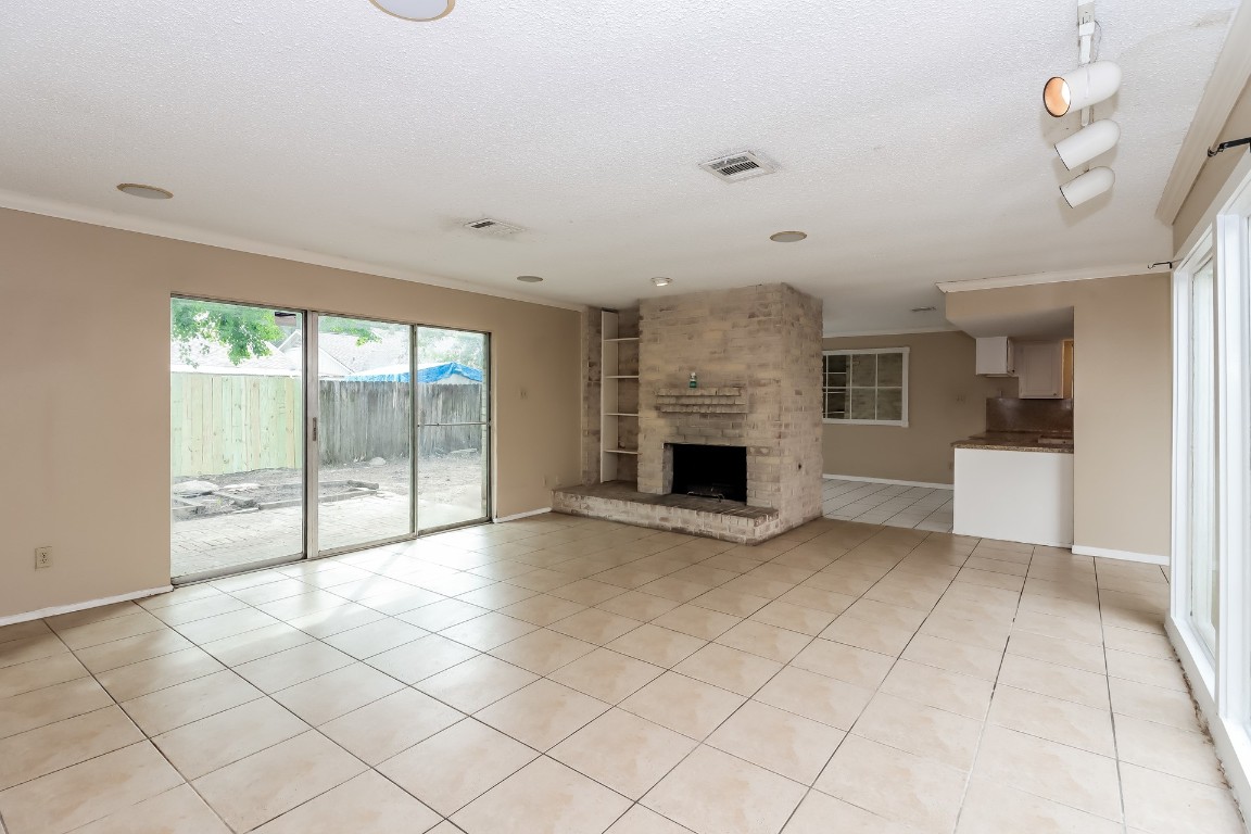 7431 Navidad Road Houston, TX 77083 - Photo 3 of 18