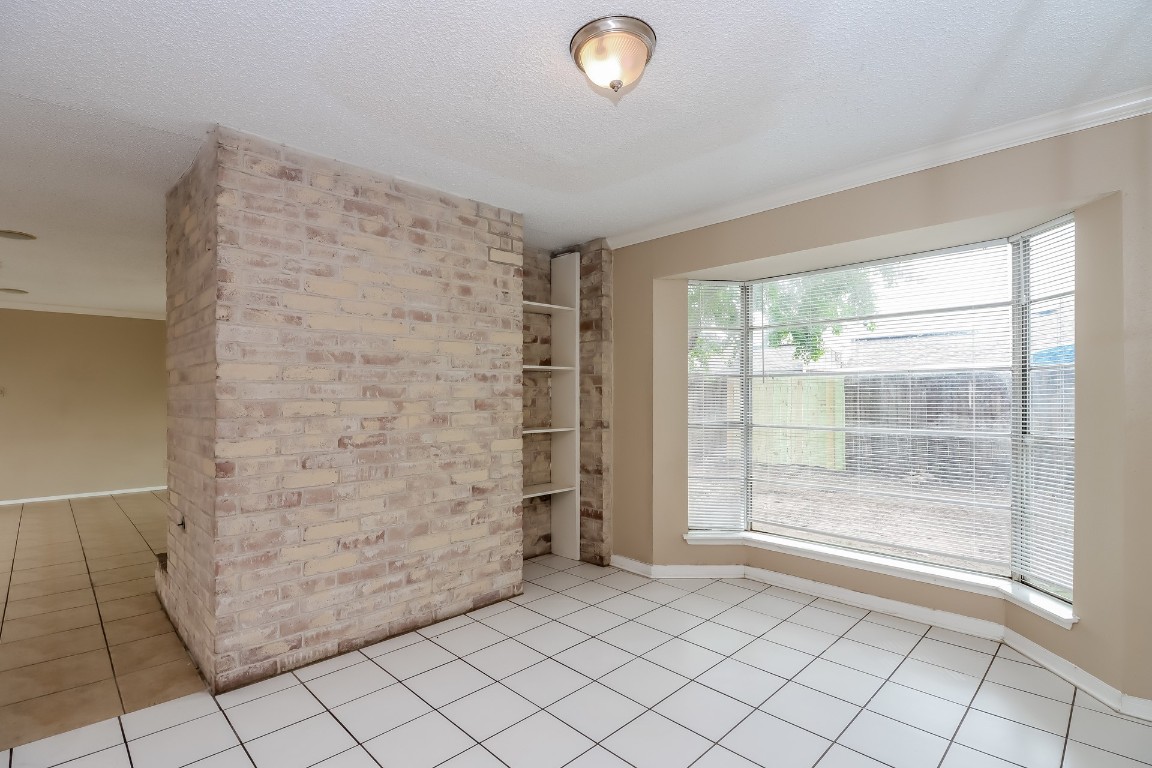 7431 Navidad Road Houston, TX 77083 - Photo 8 of 18