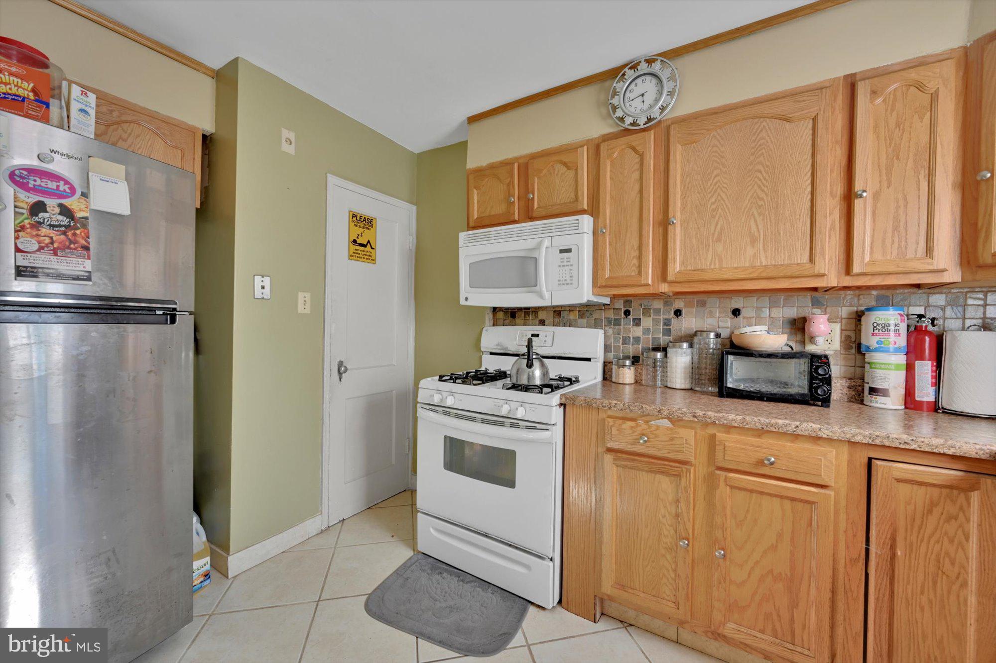 210 Sycamore Road Reading, PA 19611 - Photo 8 of 15