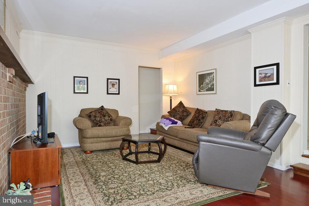 711 Brainerd Road Exton, PA 19341 - Photo 15 of 38 Family Room