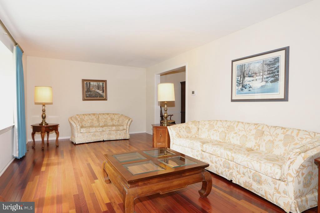 711 Brainerd Road Exton, PA 19341 - Photo 5 of 38 Living Room w/Brazilian Cherry Hardwood Floors