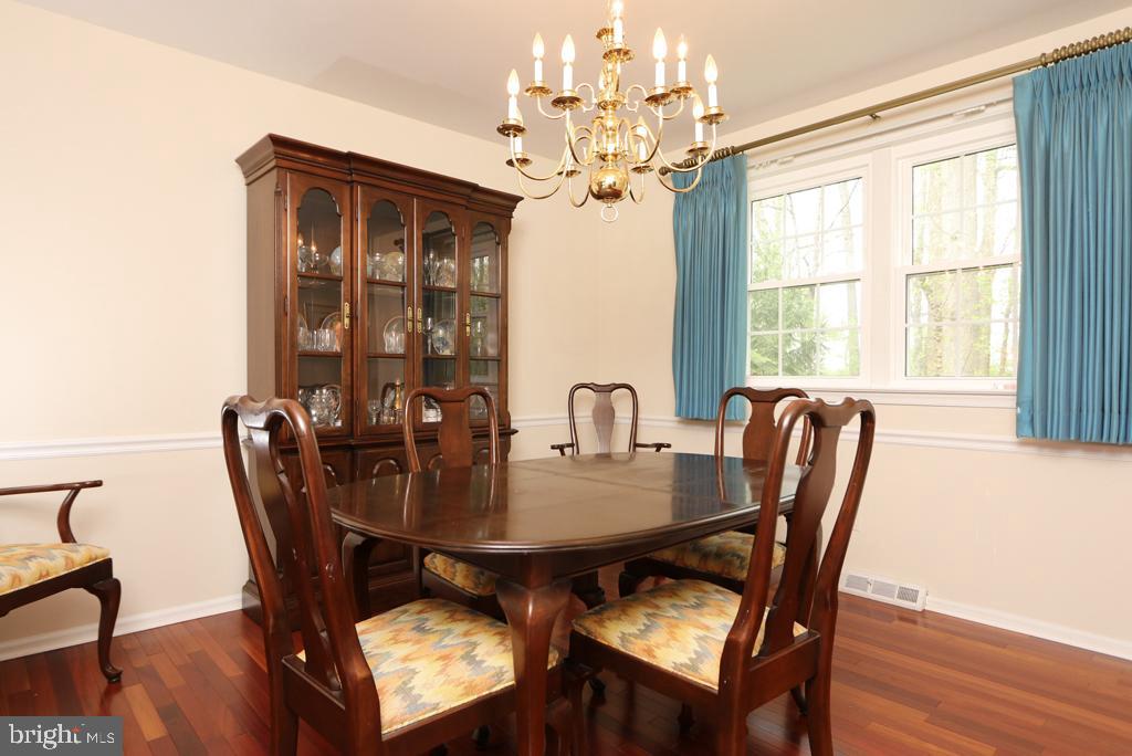 711 Brainerd Road Exton, PA 19341 - Photo 7 of 38 Dining Room
