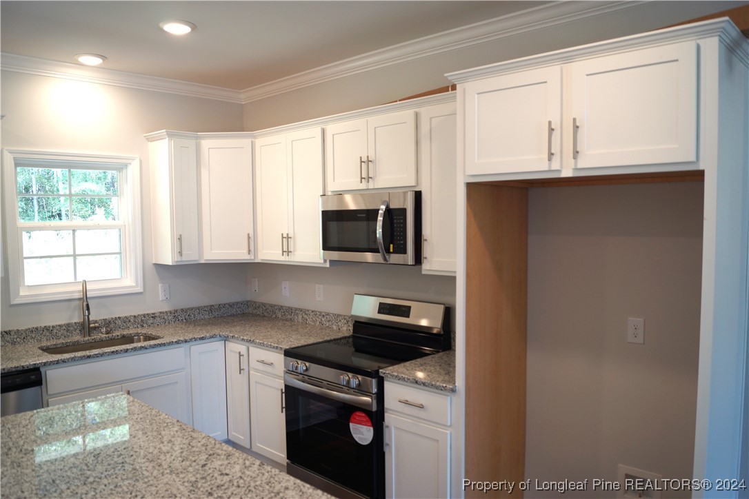 124 Knotts Berry Road Bunnlevel, NC 28323 - Photo 7 of 34