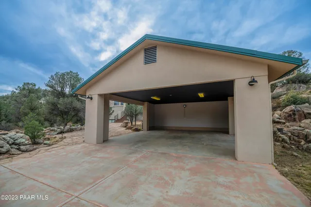 $975,000 | 18250 Backwoods Trail, Kirkland, AZ 86332