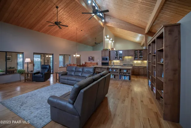 $975,000 | 18250 Backwoods Trail, Kirkland, AZ 86332