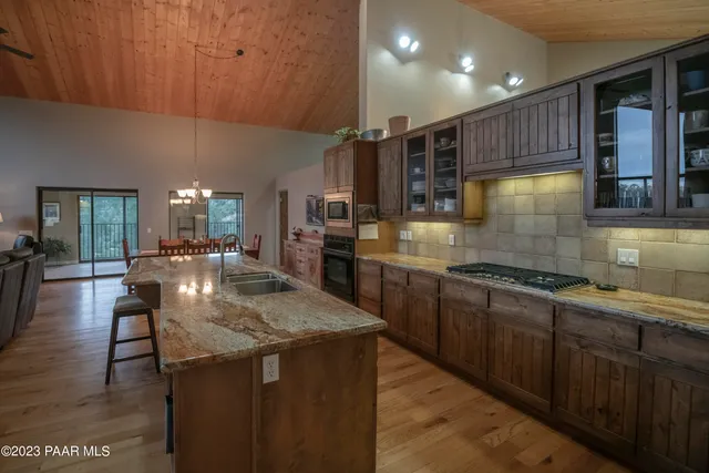 $975,000 | 18250 Backwoods Trail, Kirkland, AZ 86332